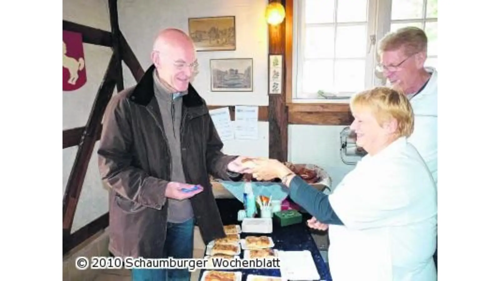 Ein gelungener Backtag mit Weinfest (Foto: km)