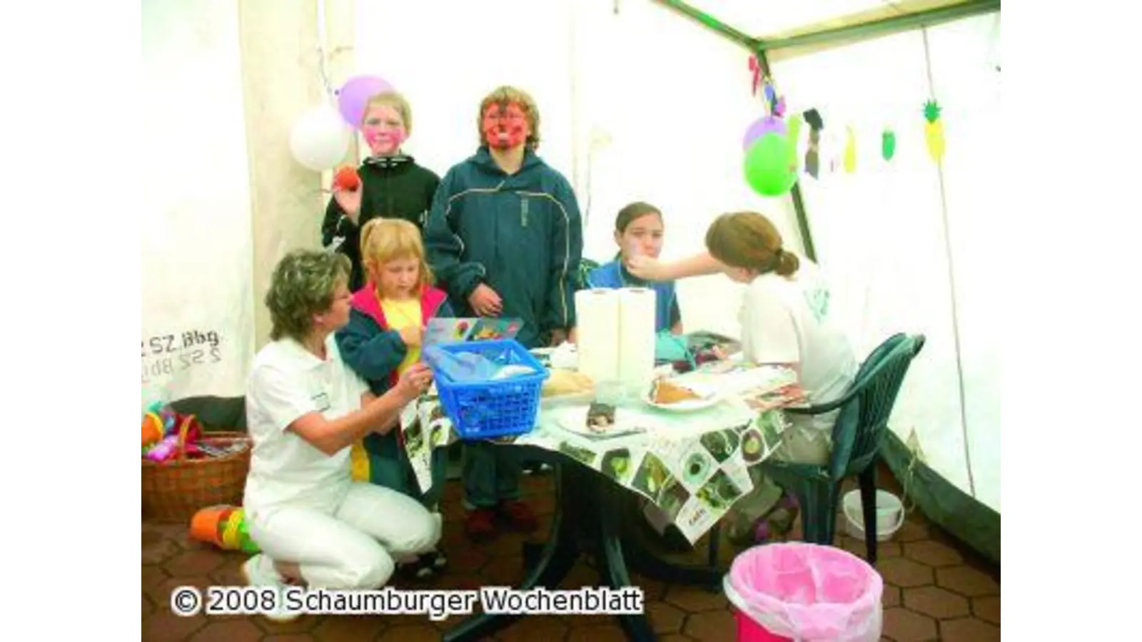 Buntes Programm auf verregnetem Sommerfest (Foto: hb)