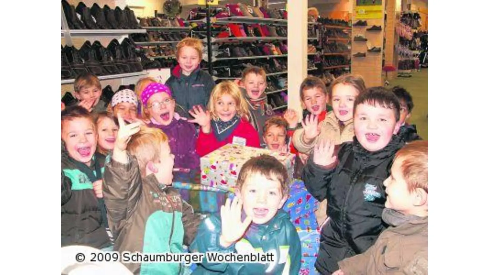 Neun Pakete gehen auf die Reise (Foto: nb)