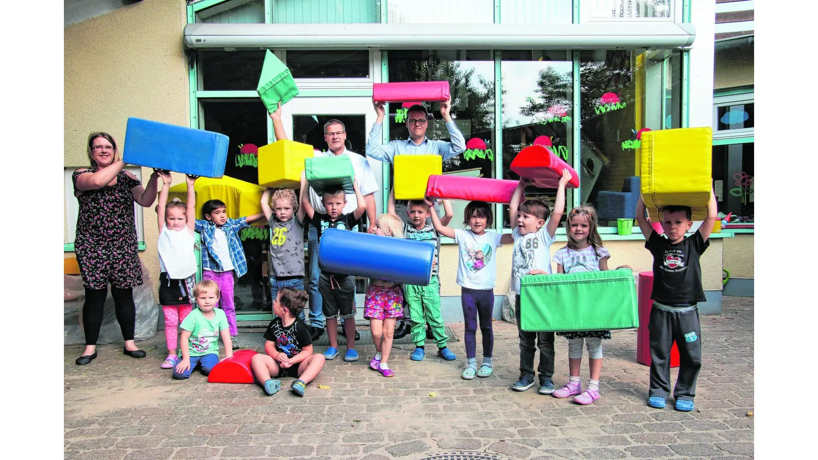 Neue Riesenbausteine durch Spende (Foto: gi)