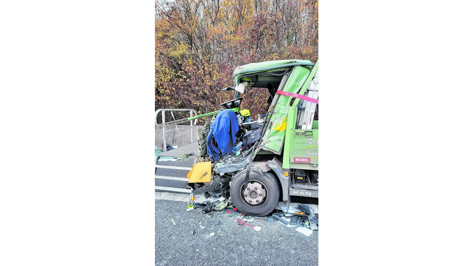 Fahrer schwebt in Lebensgefahr (Foto: cs)