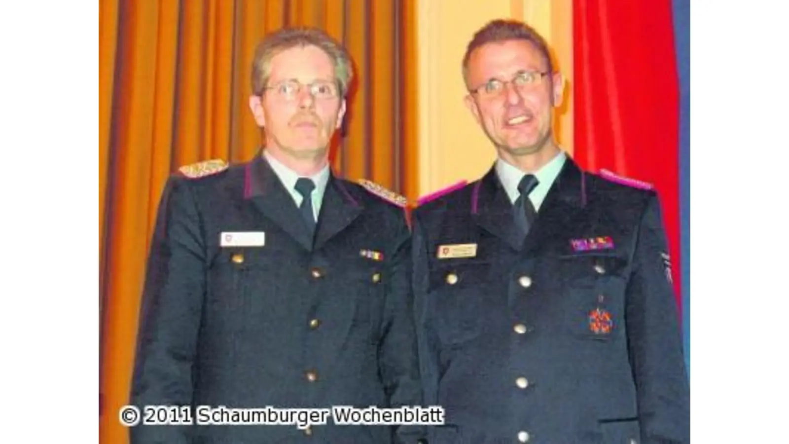 Frank Lohmann erhält das Ehrenkreuz (Foto: hb)