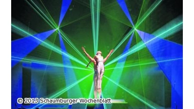 Schattenspiel trifft Lichtertanz im GOP-Kaiserpalais (Foto: nb)