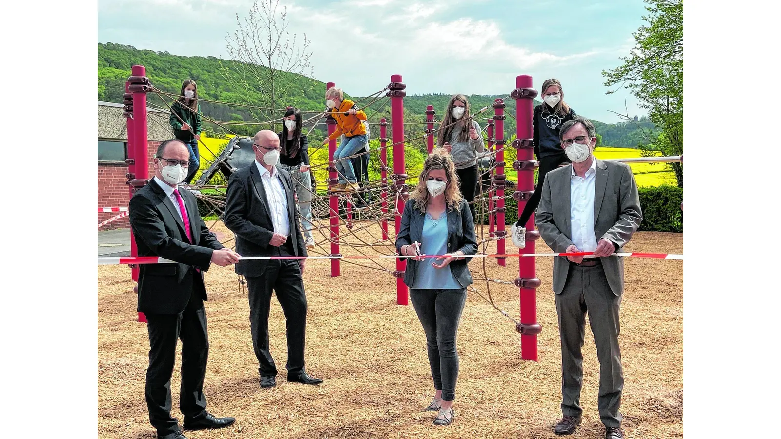 Raumnetz für Grundschule eingeweiht (Foto: ste)