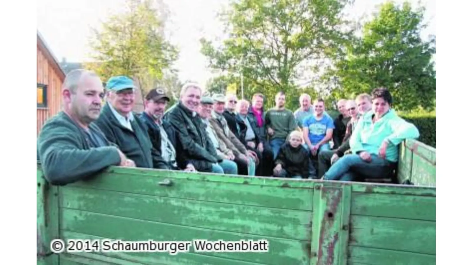 Jagdgenossen fahren zu Ockerteichen und Biotop (Foto: gi)