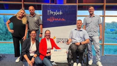 Für den ASV bei der Preisverleihung dabei (v.li.): Astrid Grefe, Guido und Anke Dziony, Jessika Dziony-Sommerhage, Christian Groth und Patrick Sommerhage. (Foto: privat)