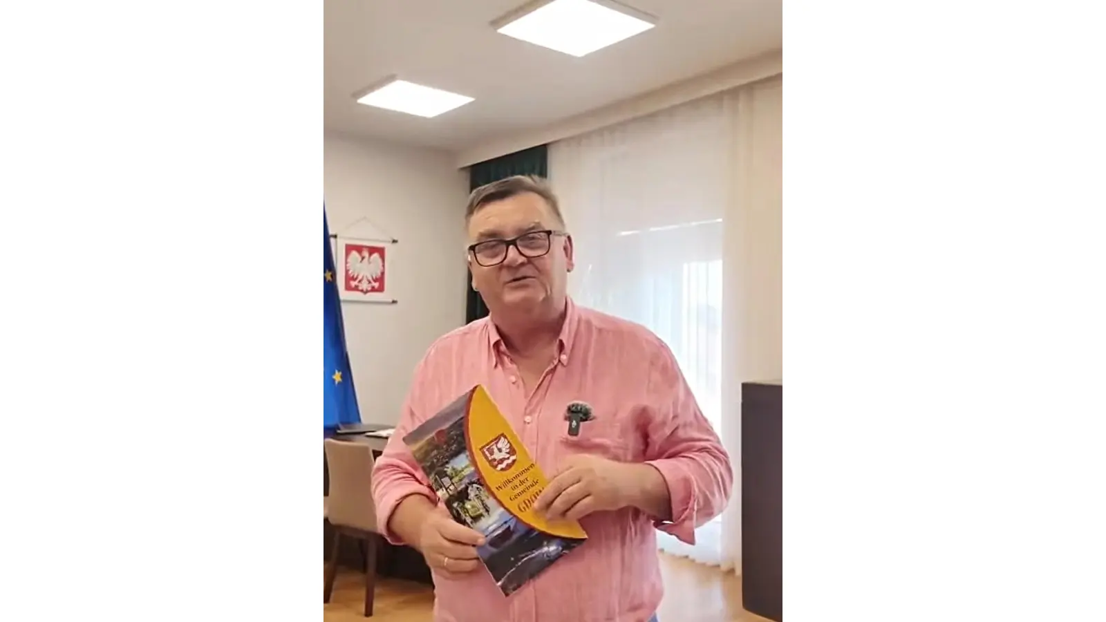 Der Bürgermeister der Stadt Gdów, Zbigniew Wojas, lädt zum Programm der Delegation auf der LaGa ein. (Foto: privat)