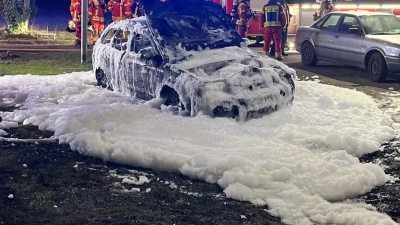 Brand eines Pkw in Minden-Dankersen. (Foto: Feuerwehr)