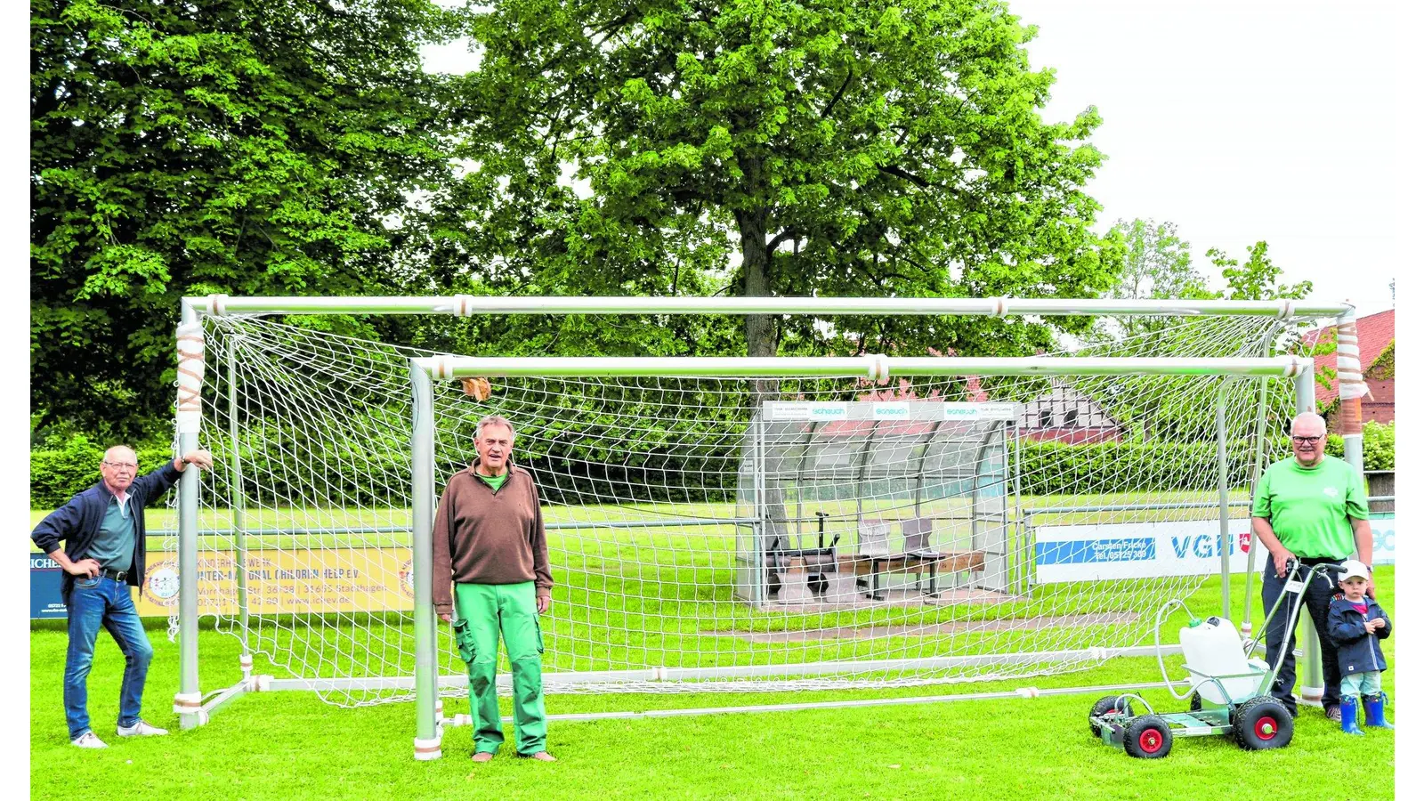 TuS bekommt Tore und Markierwagen (Foto: red)