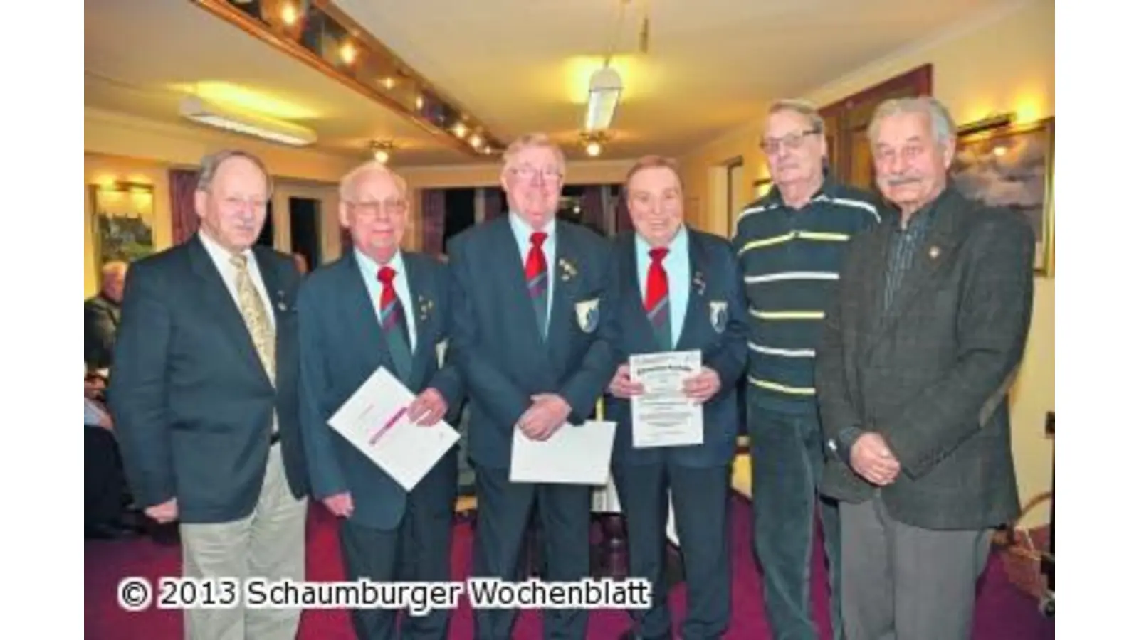 Fünf Männer kommen auf 300 Jahre Chorerfahrung (Foto: ag)