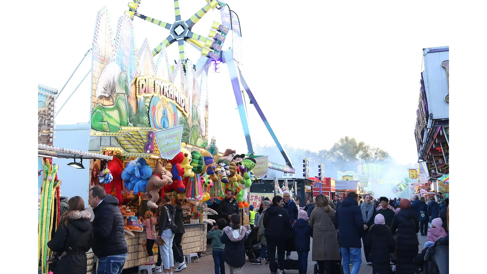 Der Frühjahrskrammarkt auf dem Festplatz startet am 20. März.  (Foto: bb)