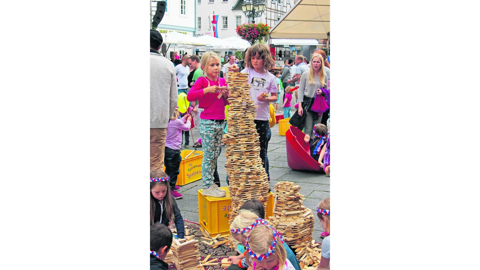 Abenteurer erobern den schiefen Turm von Bückeburg (Foto: jl)