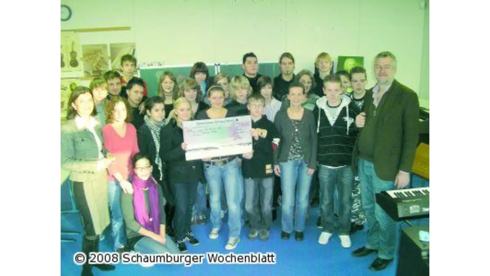Engagierte Schüler spenden an Hammer Forum (Foto: red)