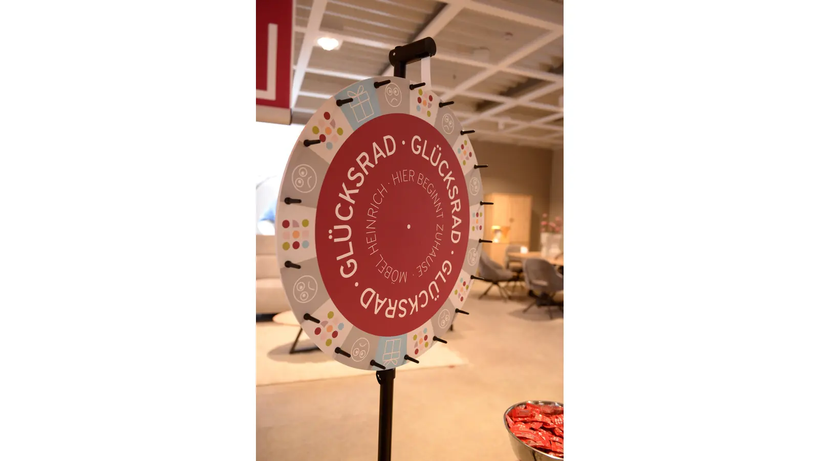 Am Glücksrad sind kleine Preise der Landesgartenschau zu gewinnen.  (Foto: privat)