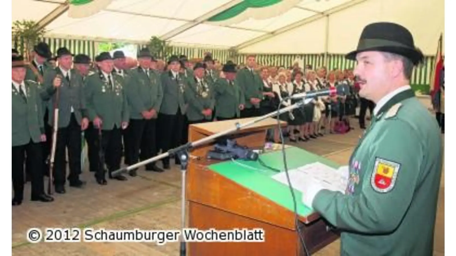 Schülerkönig Leon Bohnhorst fliegt im Zelt am höchsten (Foto: wtz)