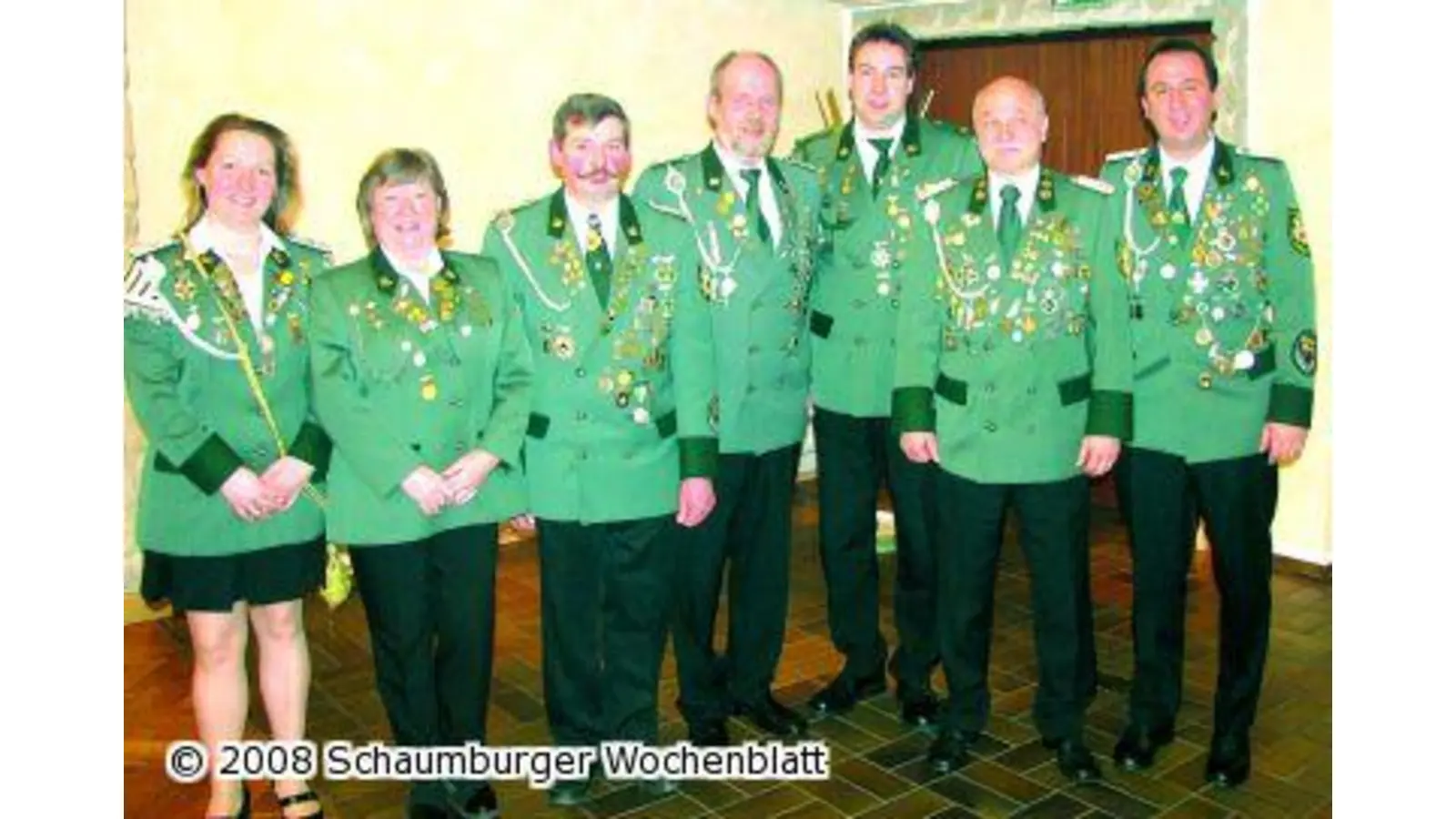Schützen bereiten ihrem Vorsitzenden einen verdienten rührenden Abschied (Foto: km)