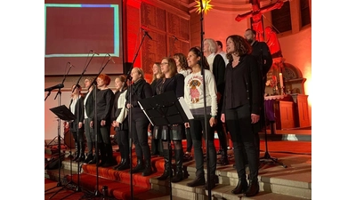 „Kreuz und Quer“ tritt am Sonntag, dem 7. Dezember, in der Kirche in Beckedorf auf. <br><br> (Foto: privat)