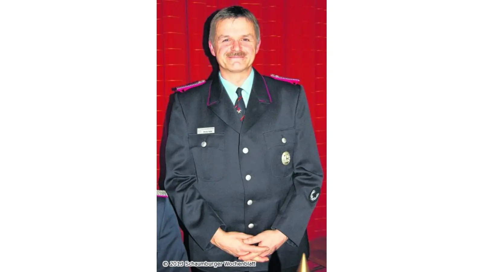 Thomas Hahne zum Oberbrandmeister befördert (Foto: red)