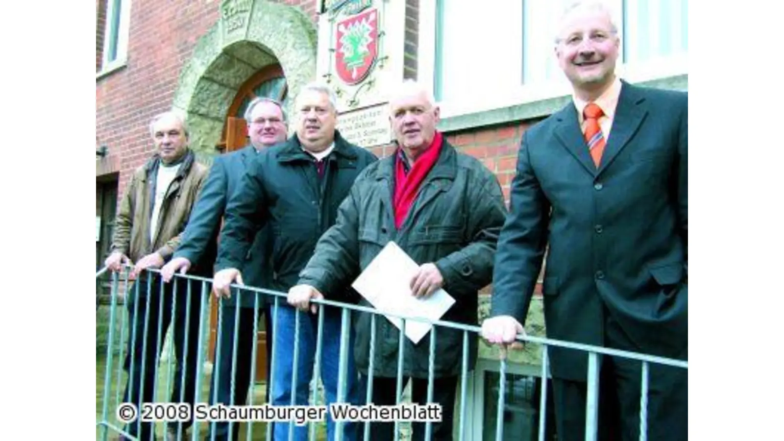 Volksbank verteilt Geldspenden (Foto: tt)
