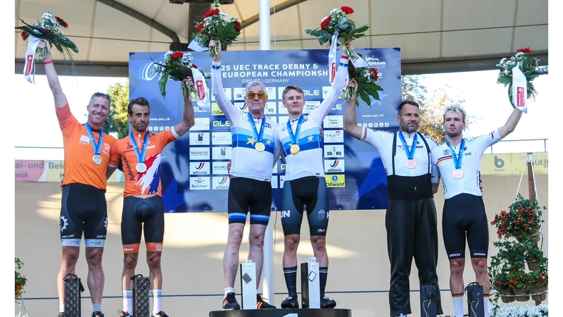 Peter Bäuerlein holt sich zusammen mit Viktor Filutas aus Ungarn seinen vierten Europameistertitel im Steher-Rennen.  (Foto: Mareike Engelbrecht)