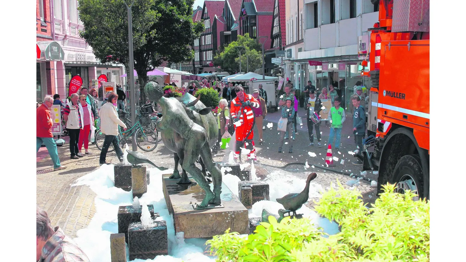 Der Kuhbrunnen schäumt mal wieder (Foto: tau)