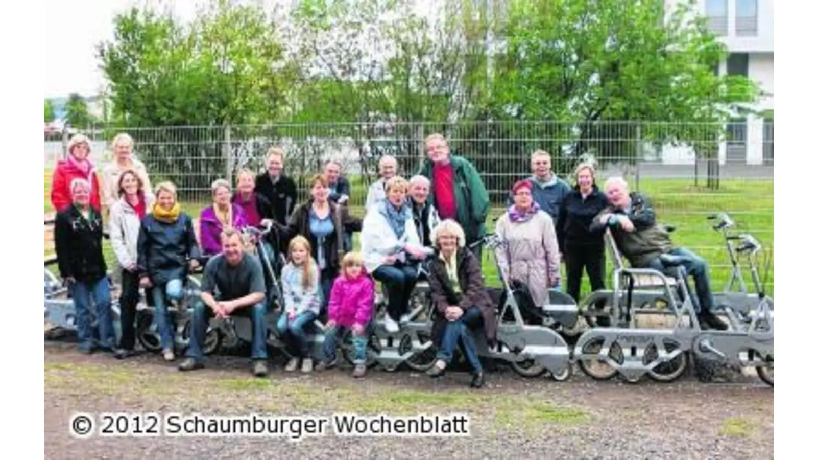 Chor ist auf Schienen unterwegs (Foto: bt)