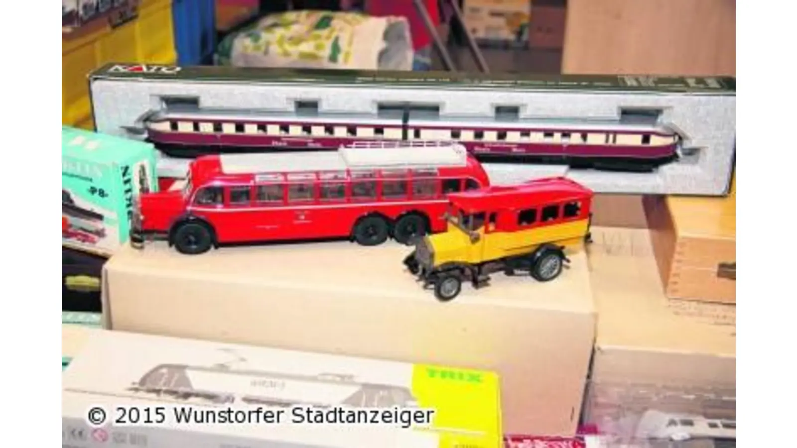 Kleine Eisenbahnen und Modellautos für Sammler (Foto: gi)