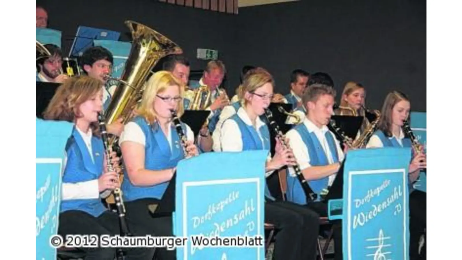 Brass-Band unterstützt die Dorfkapelle beim Konzert (Foto: wtz)