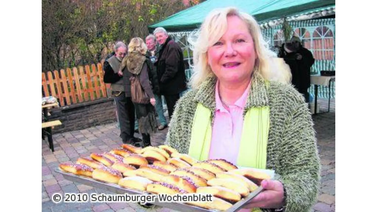 Zwischen Backtagen und Adventszauber wird auch viel für die Dorfverschönerung getan (Foto: km)