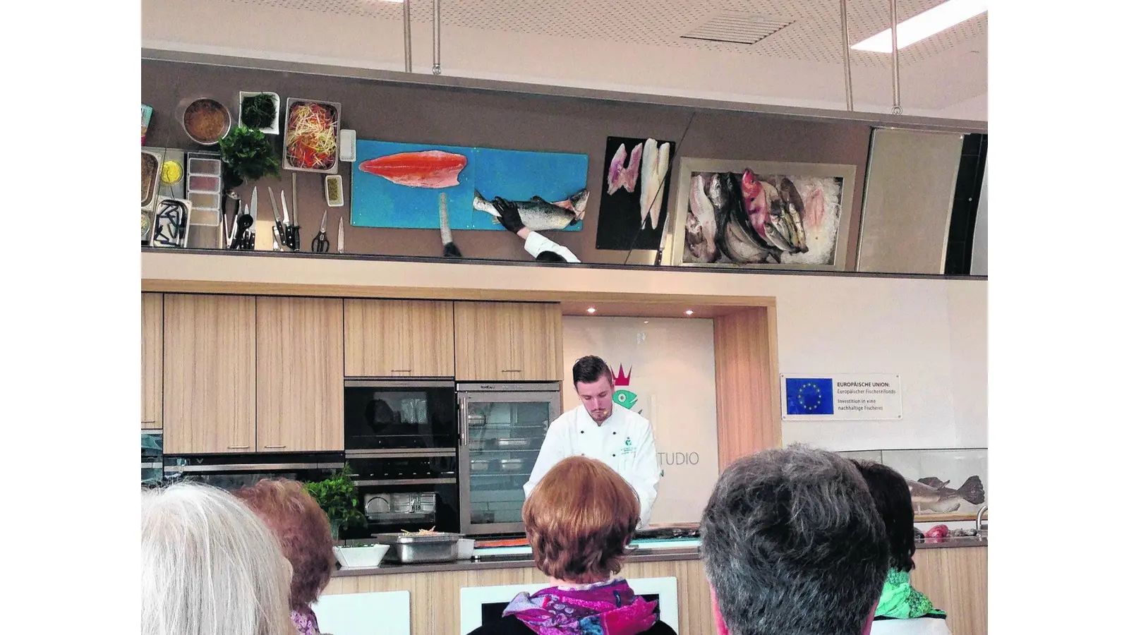 Staunen in dem Seefischkochstudio (Foto: jl)
