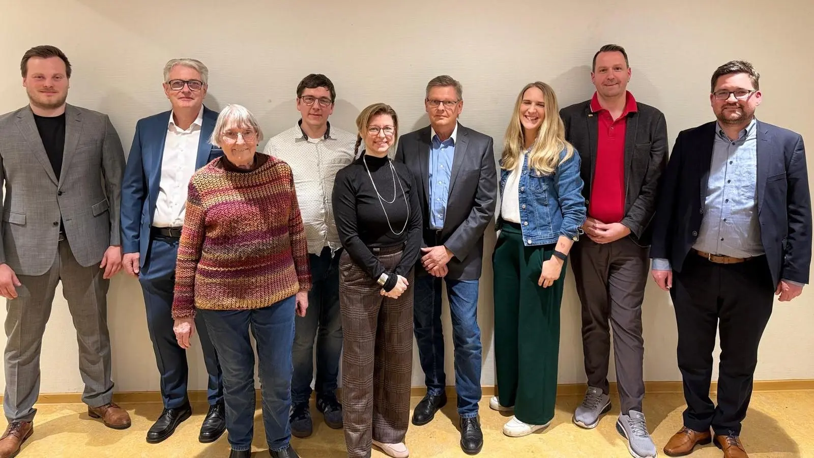 Maximilian Krähmer (v.li.), Wolfgang Seifert, Marlies Bernd-Büschen, Fabian Lühtje, Birte Richter, Roland Schirmer, Ann-Katrin de Moy, André Burghard, Fabian Horn. (Foto: privat)