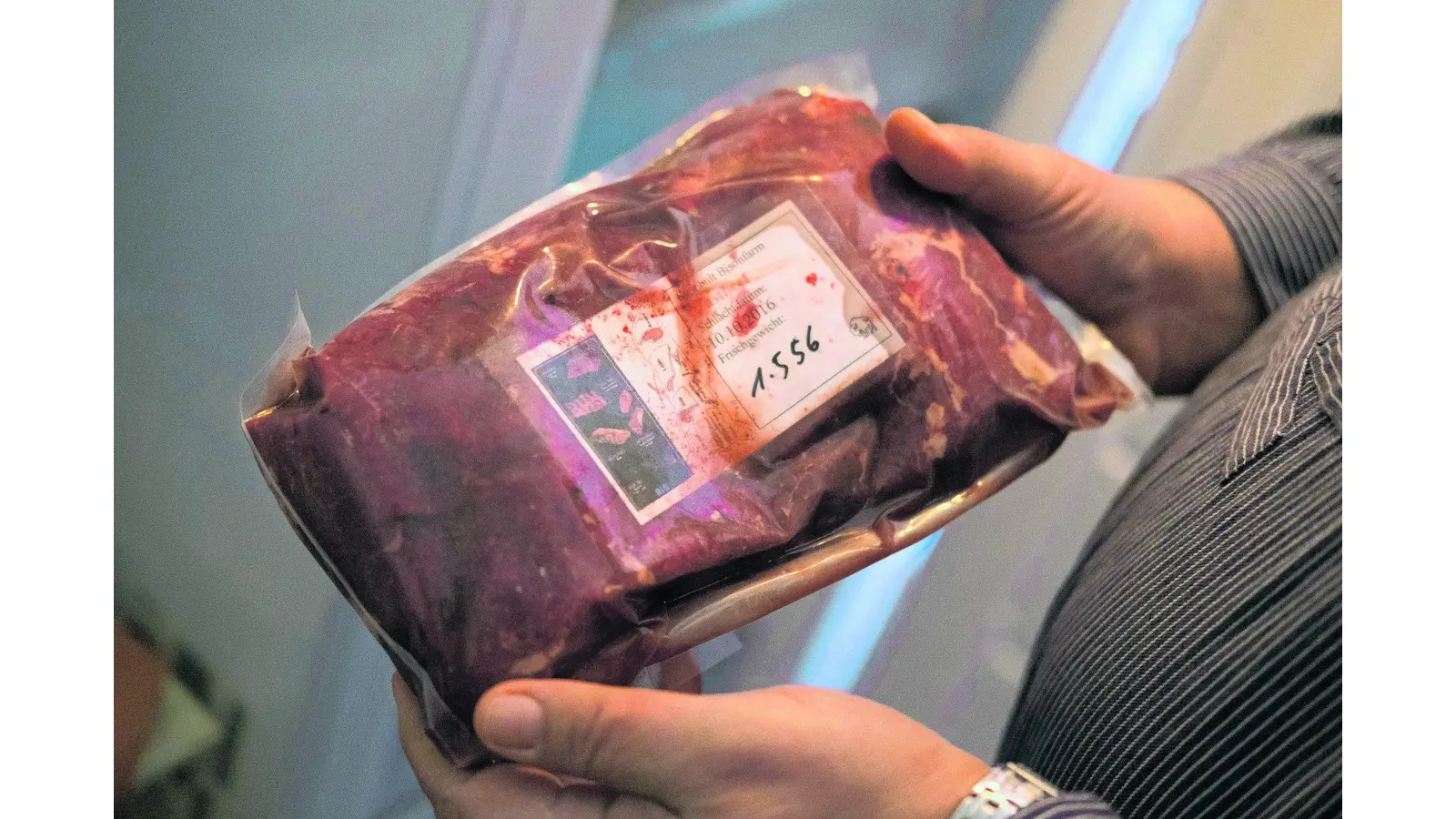 Eine Delikatesse aus dem Wilden Westen Hans-Jürgen Schröder züchtet die Wildrinder und verkauft das qualitativ sehr hochwertige Fleisch (Foto: red)