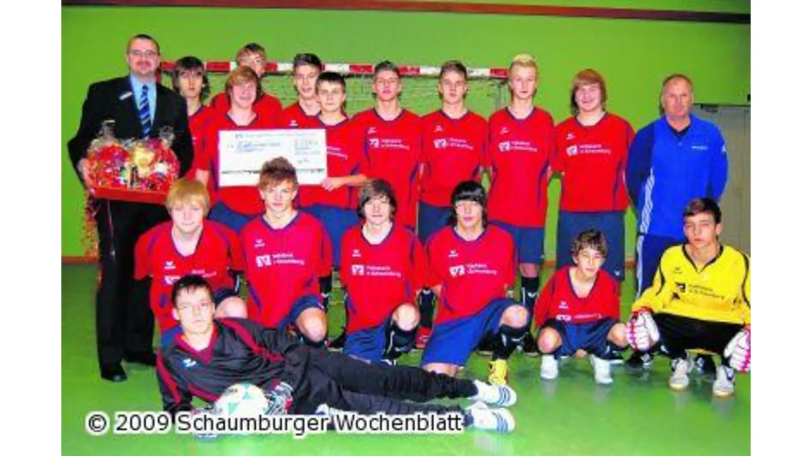 Kicker mit Volksbank-Schriftzug (Foto: ste)