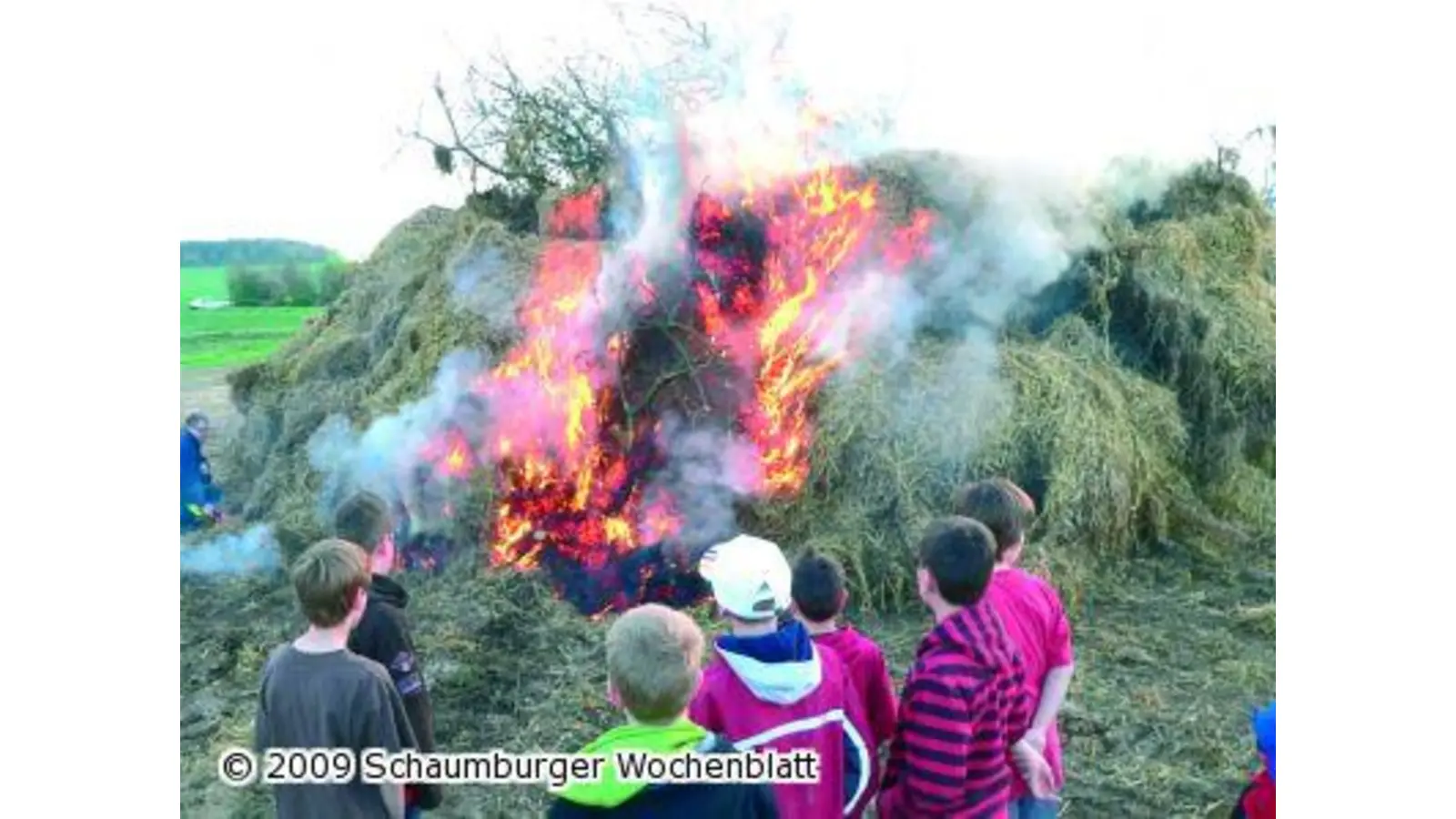Osterfeuer bei bestem Wetter (Foto: al)