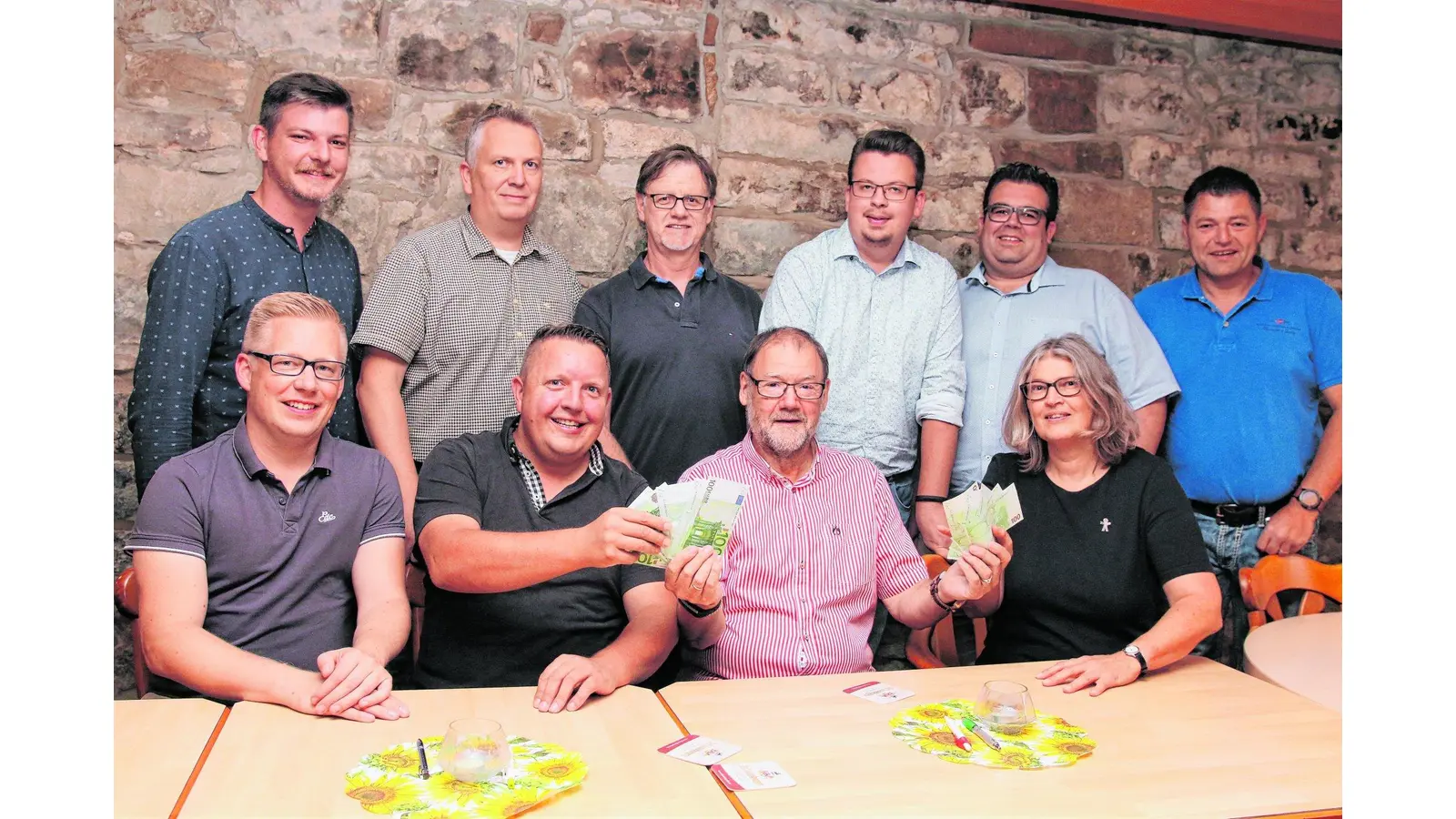 900 Euro gehen an den guten Zweck (Foto: red)
