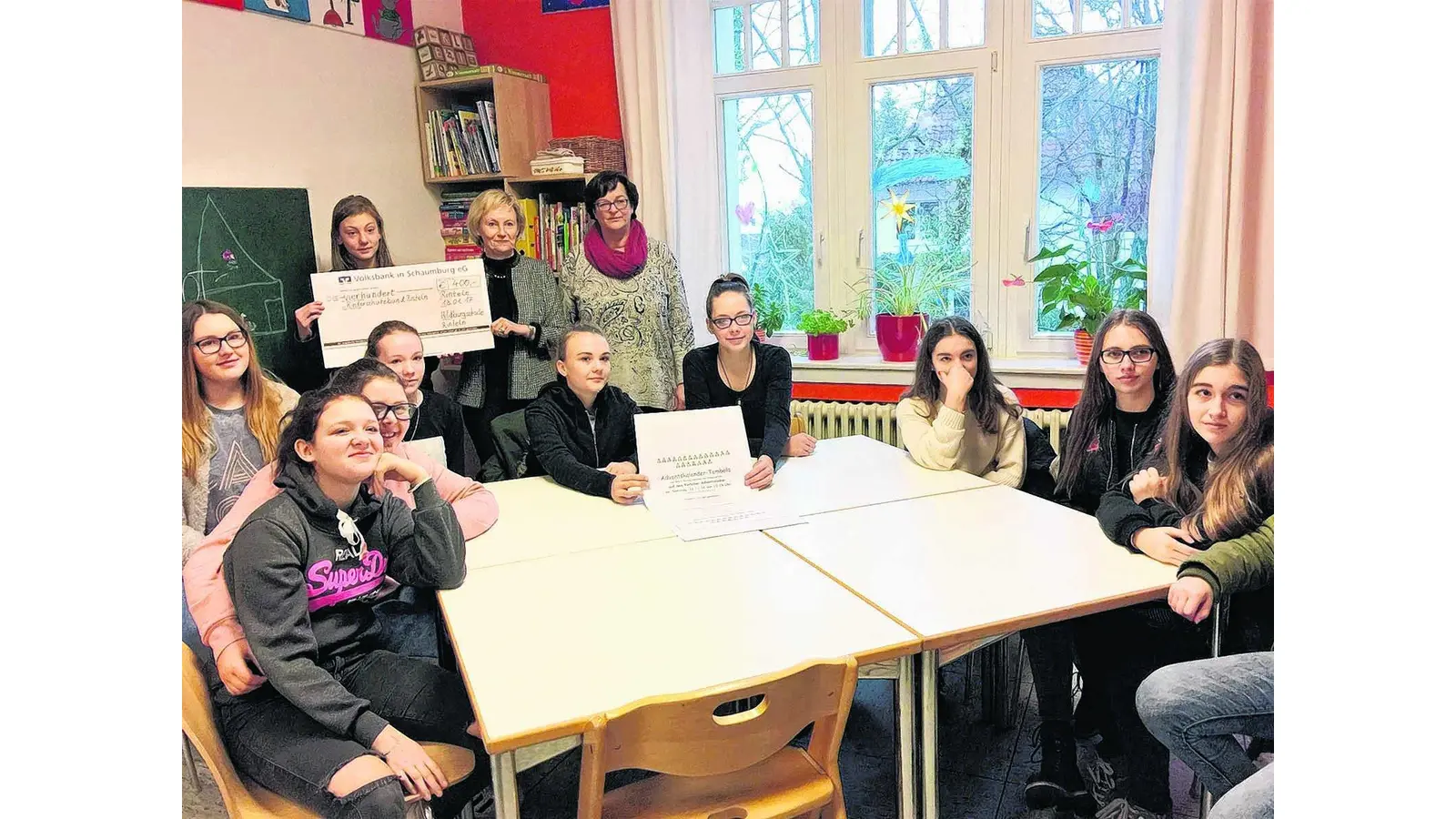 400-Euro-Spende für den Kinderschutzbund überreicht (Foto: km)