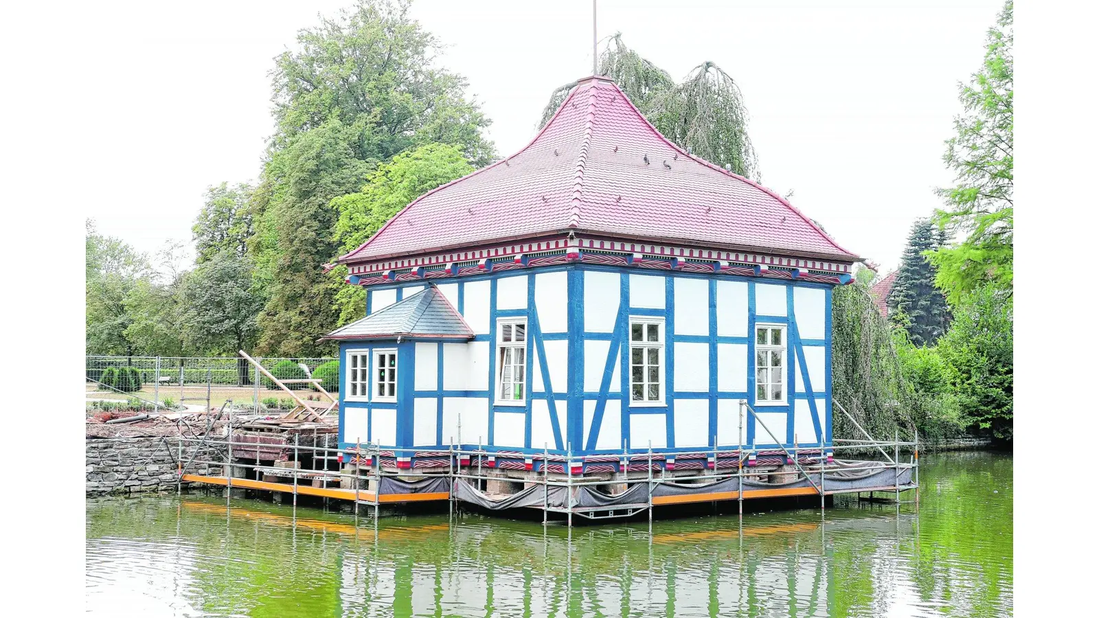 Hinter verschlossene Türen blicken und heimische Gemäuer ganz neu entdecken (Foto: bb)