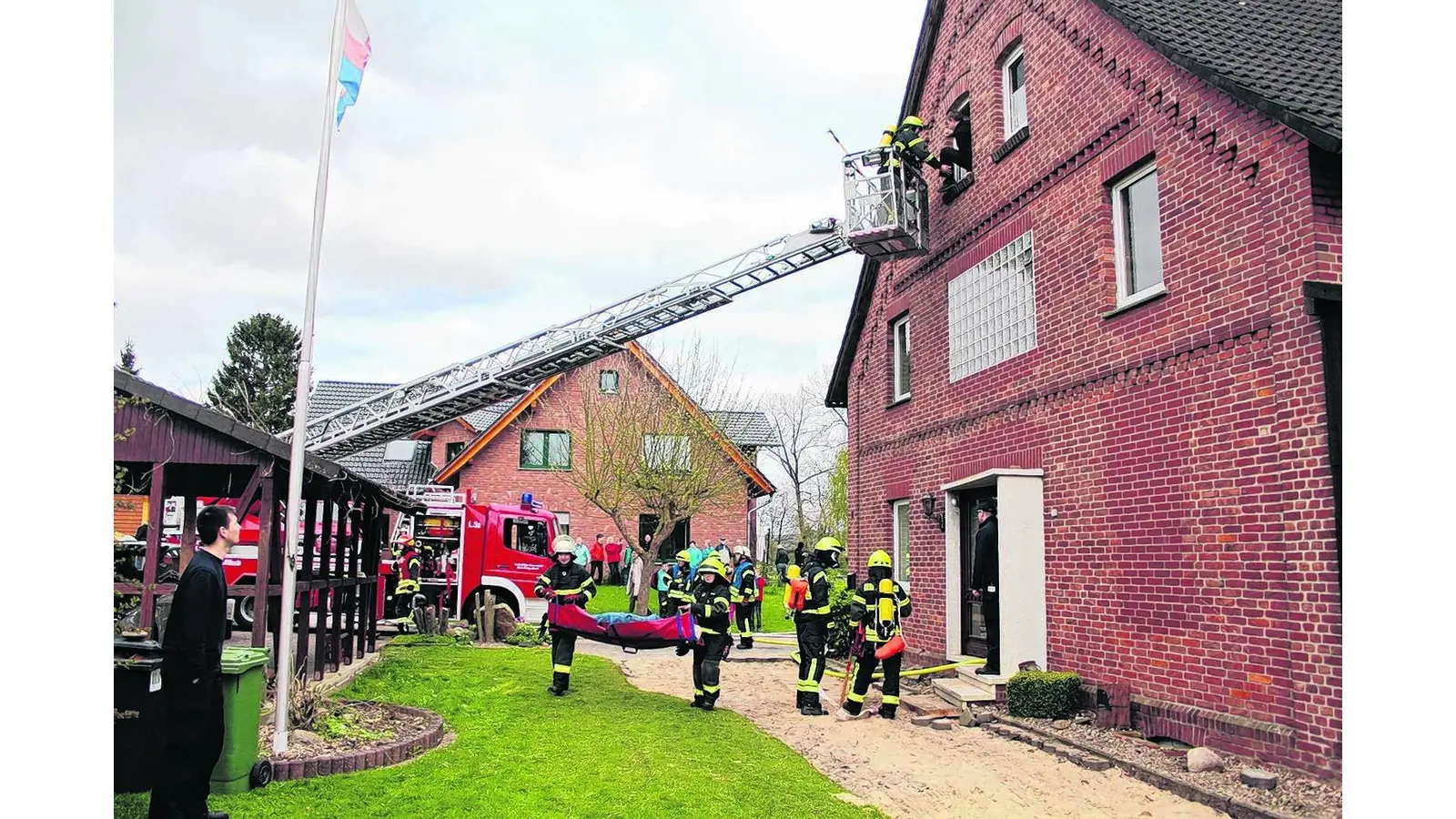 Statt Abendessen gibt es Gebäudebrand (Foto: red)