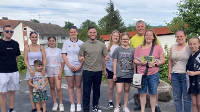 Das Foto zeigt die ersten drei Preisträger von links Familie Küster/ Seifert, Familie Hoppe, Familie Albrecht. (Foto: privat)