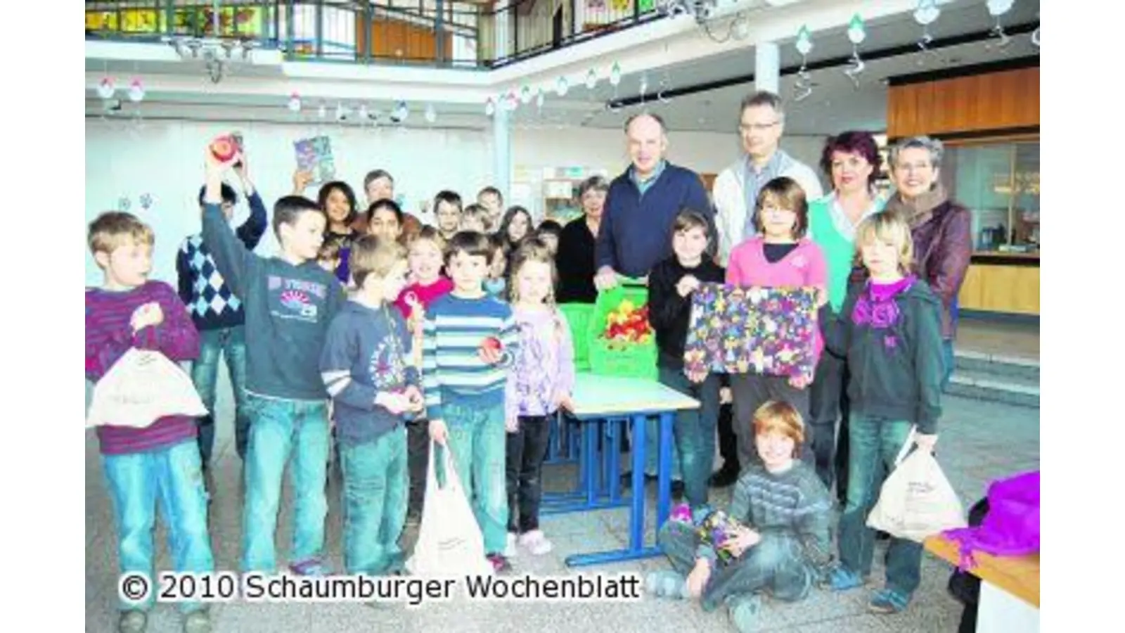Bio-Äpfel für die Grundschulen (Foto: red)