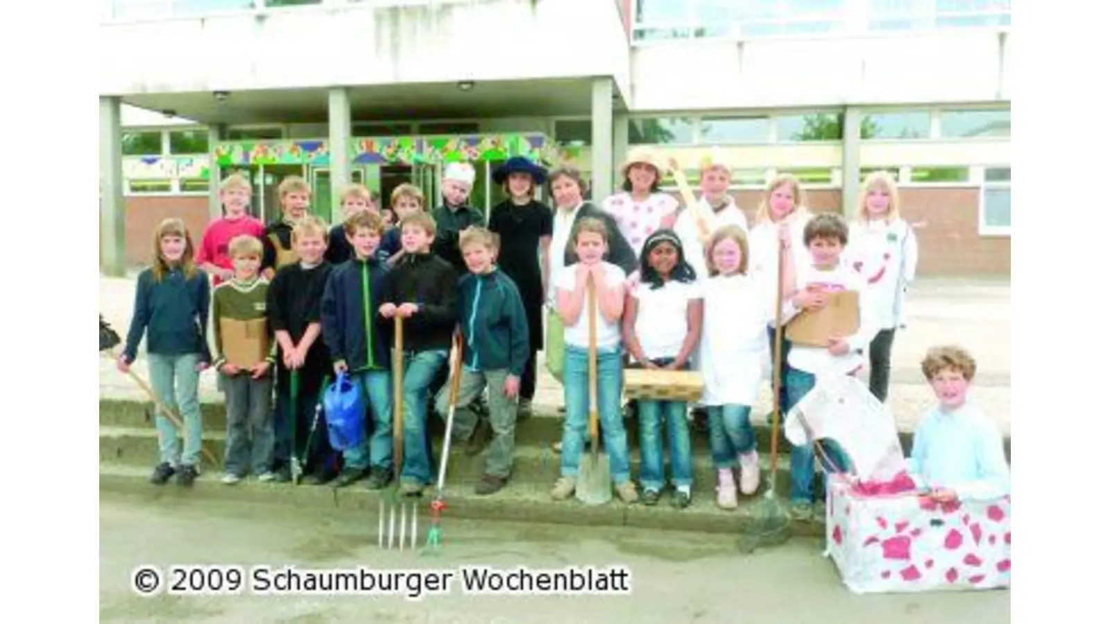 Schüler basteln am Schulprofil (Foto: pd)