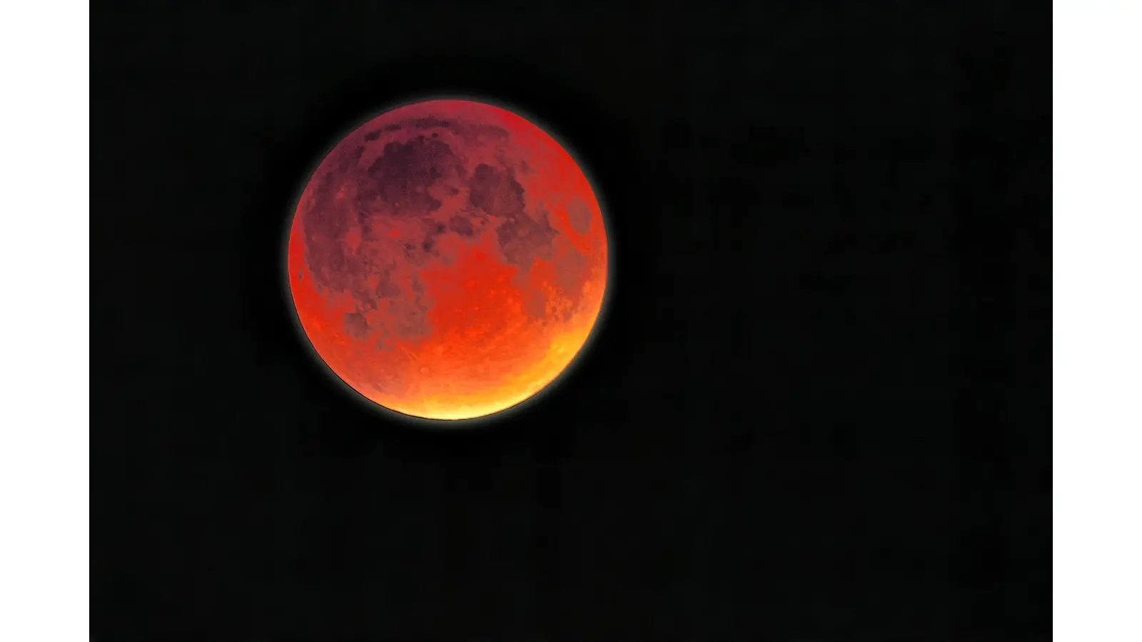 Roter Mars folgt rotem Vollmond (Foto: jl)