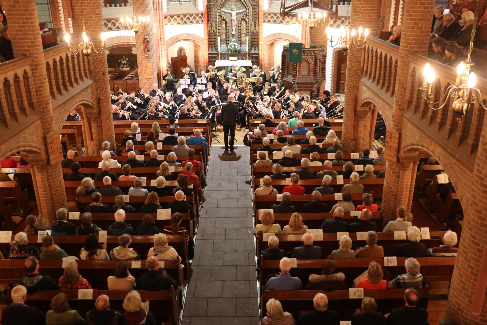 Bilderimpressionen zum 100-jährigen Jubiläum des Posaunenchores Altenhagen-Hagenburg. (Foto: gi)