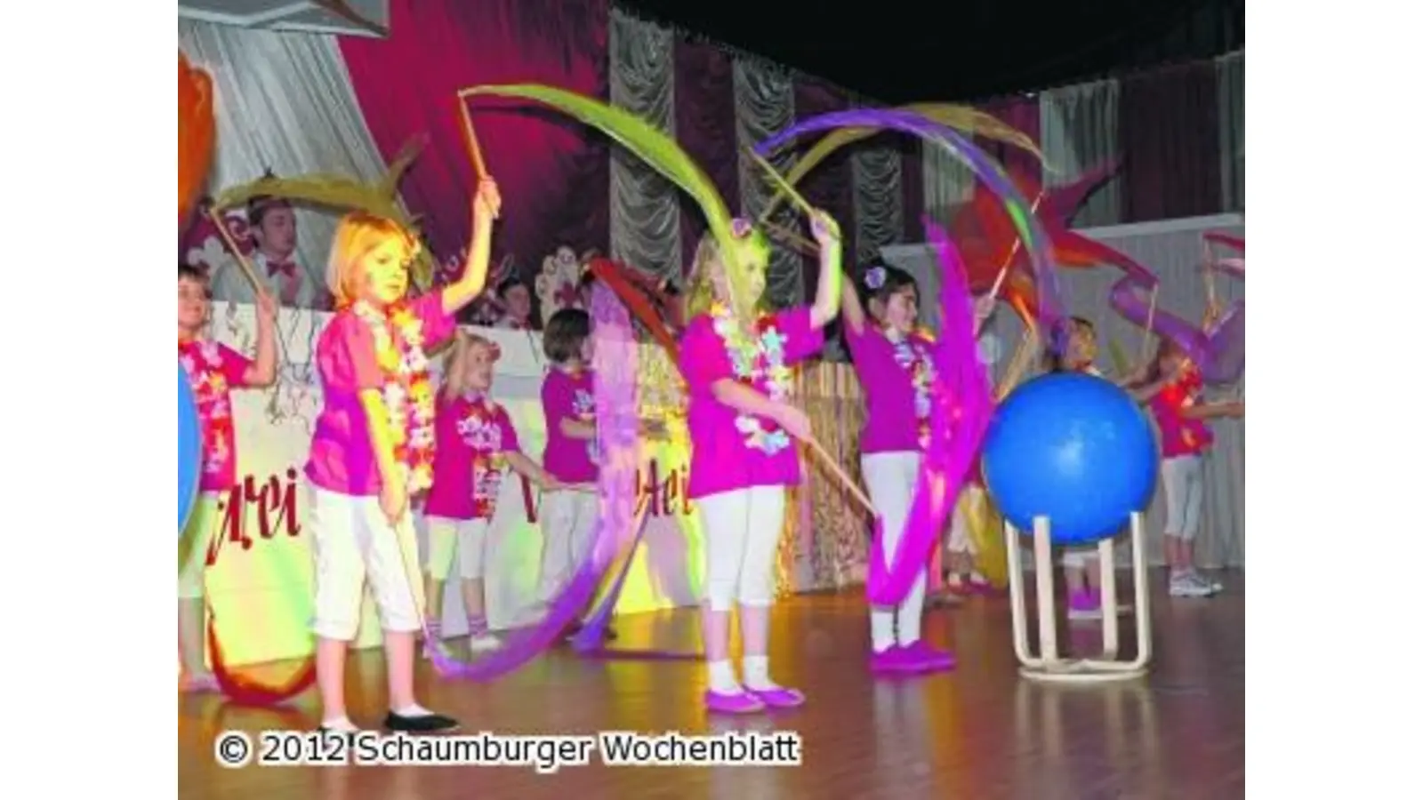 Närrische Raketen und bunte Luftballons (Foto: al)