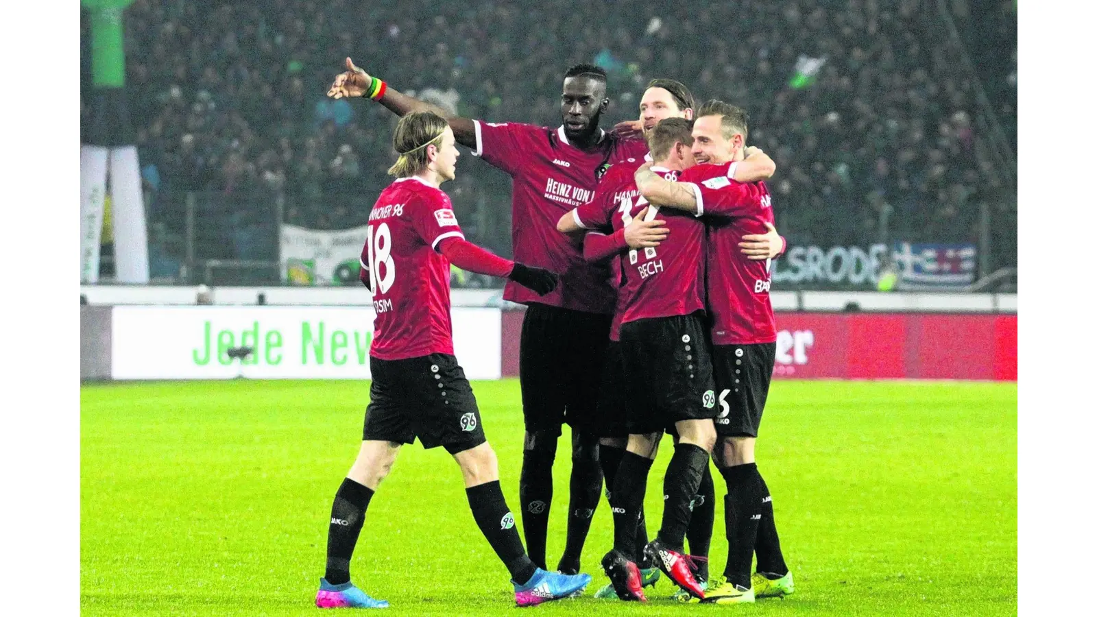 Schalke spielt gegen 96 für einen guten Zweck (Foto: bb)