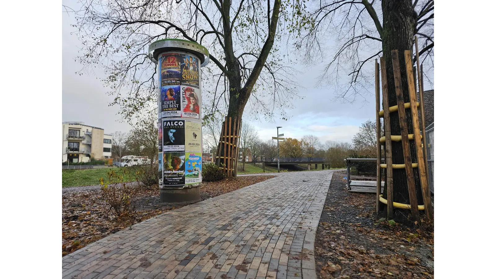 Gilt als attraktiver Standort: Die Litfaßsäule an der Nordstraße. (Foto: tau)