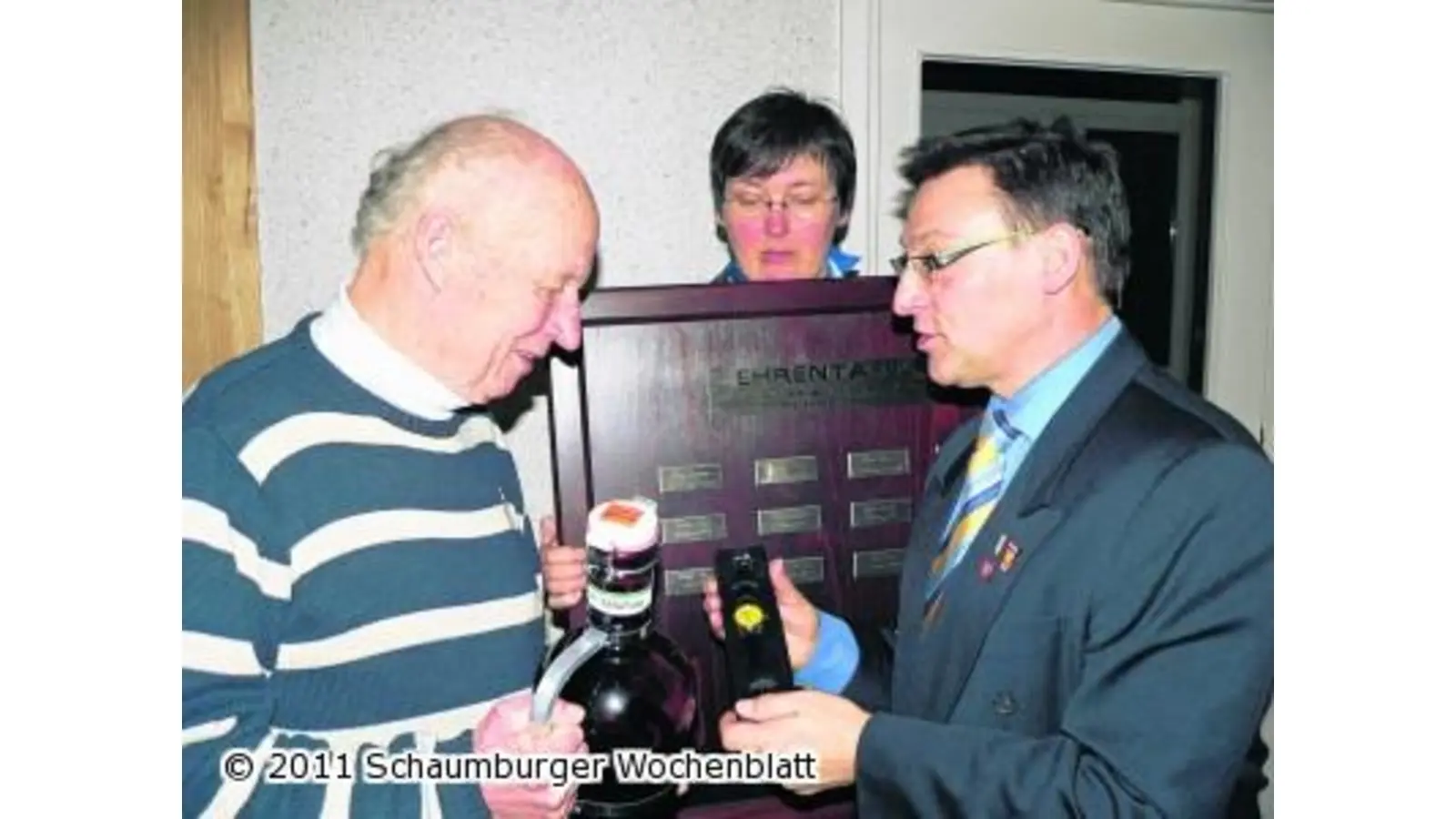 Ehrenpreis für besondere Aufbauarbeit (Foto: al)