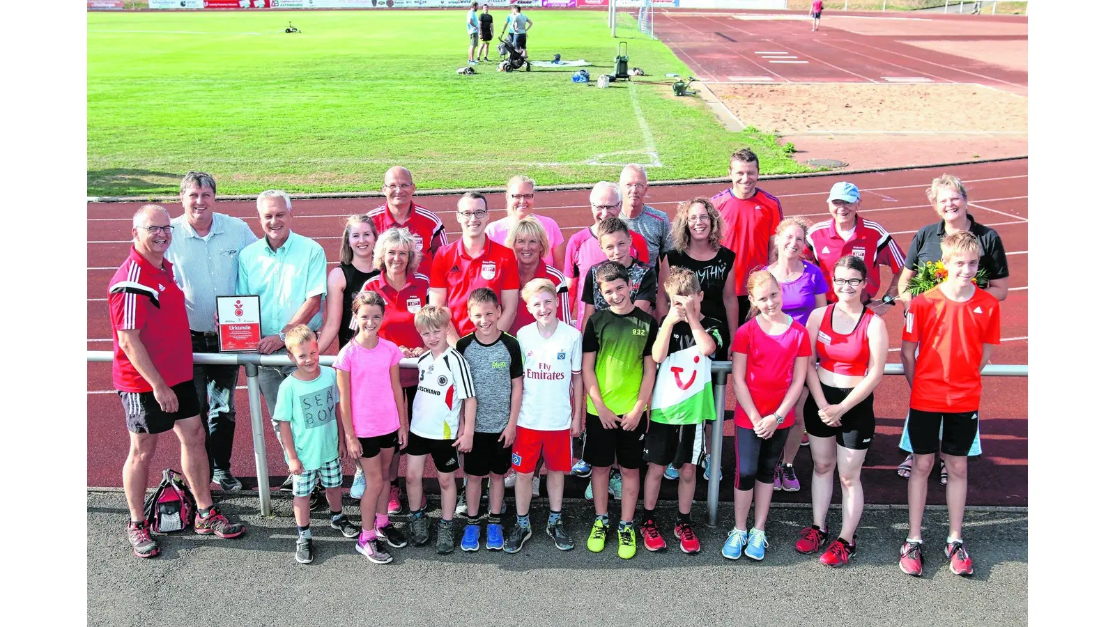 VfL Stadthagen für Einsatz für Sportabzeichen geehrt (Foto: bb)