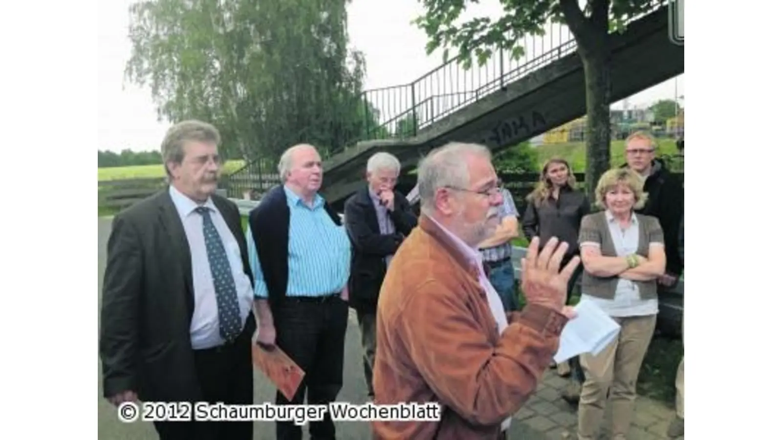 Wiederaufbau der Brücke gefordert (Foto: red)