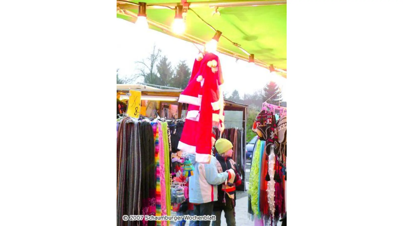 Mit Eisrevue und Ausstellungen wird der Weihnachtsmarkt noch vielfältiger (Foto: al)
